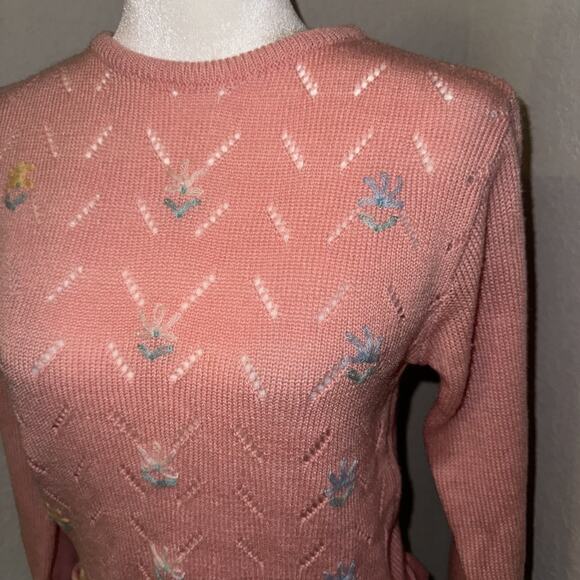 VTG Berries Sweater Women's Large Pink Floral Embroidered Acrylic Peplum Hem - Picture 5 of 10